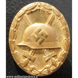 GOLD WOUND BADGE MARKED "26"